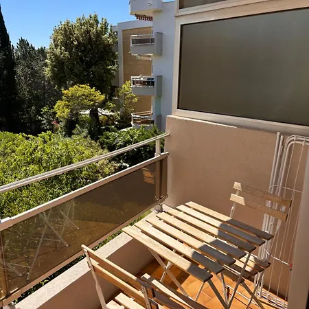 Appartement Beau 300 M De La Avec Parking La Ciotat